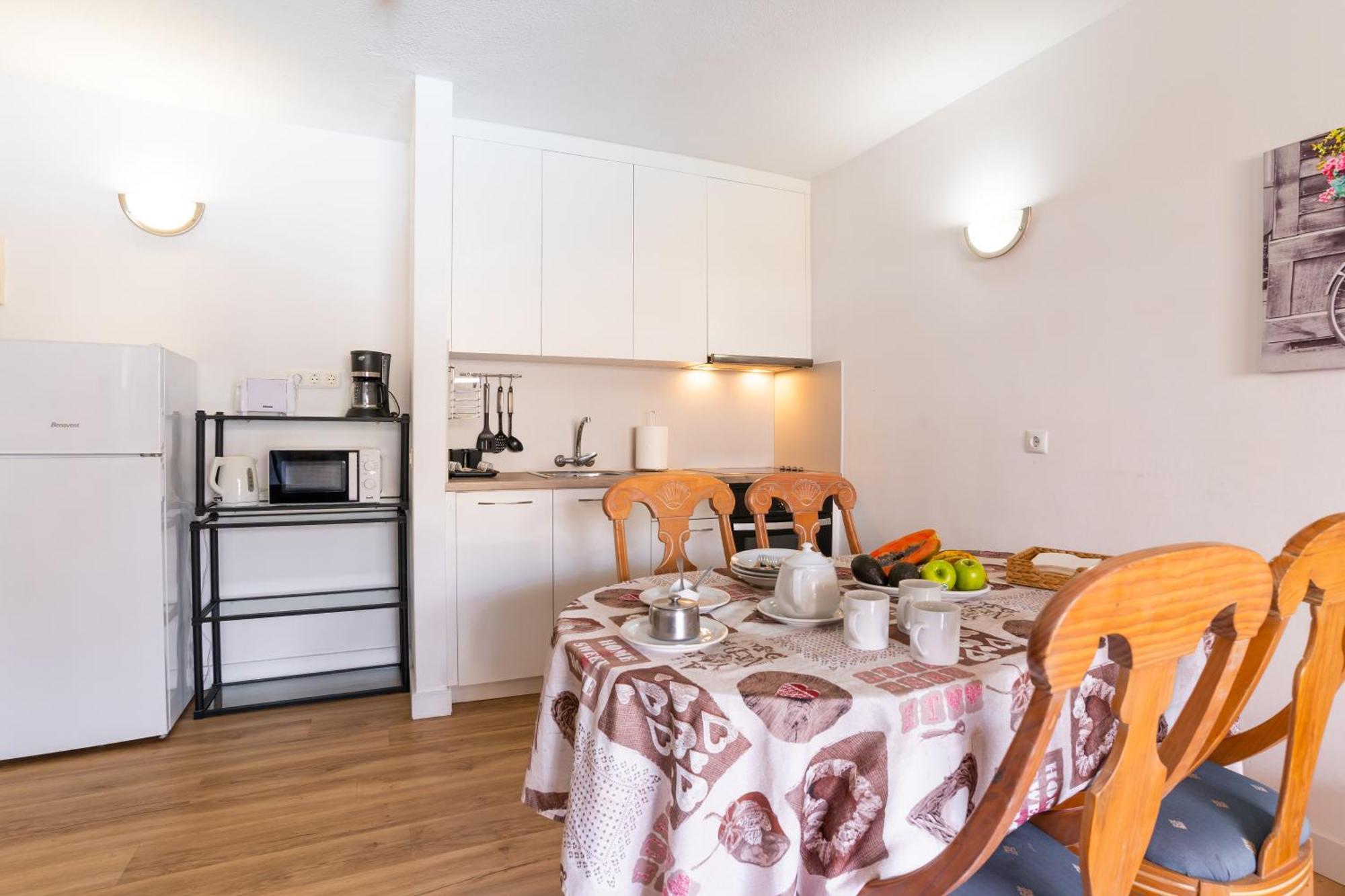Oceanfront 2 Bedrooms Holiday Home In Tenerife South San Miguel de Abona Zewnętrze zdjęcie